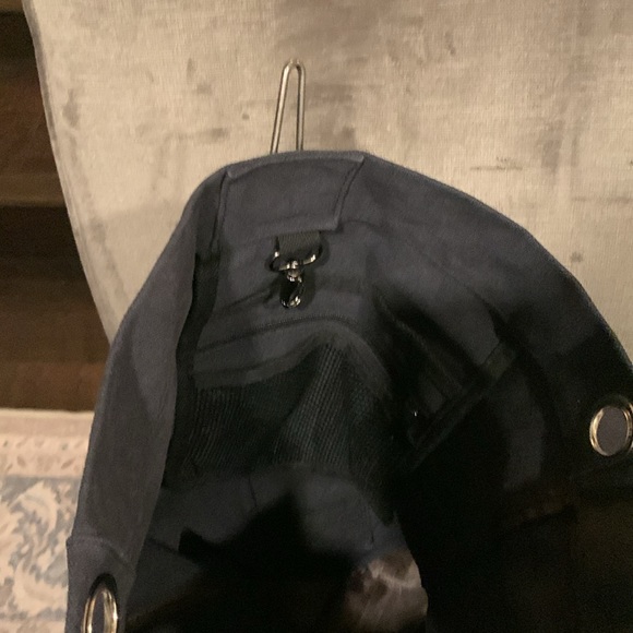 Navy Miniature Sea Bag. 18”. - Picture 2 of 7